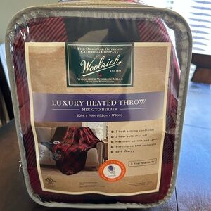 Woolrich Luxury Heated Throw - Red and Black Plaid